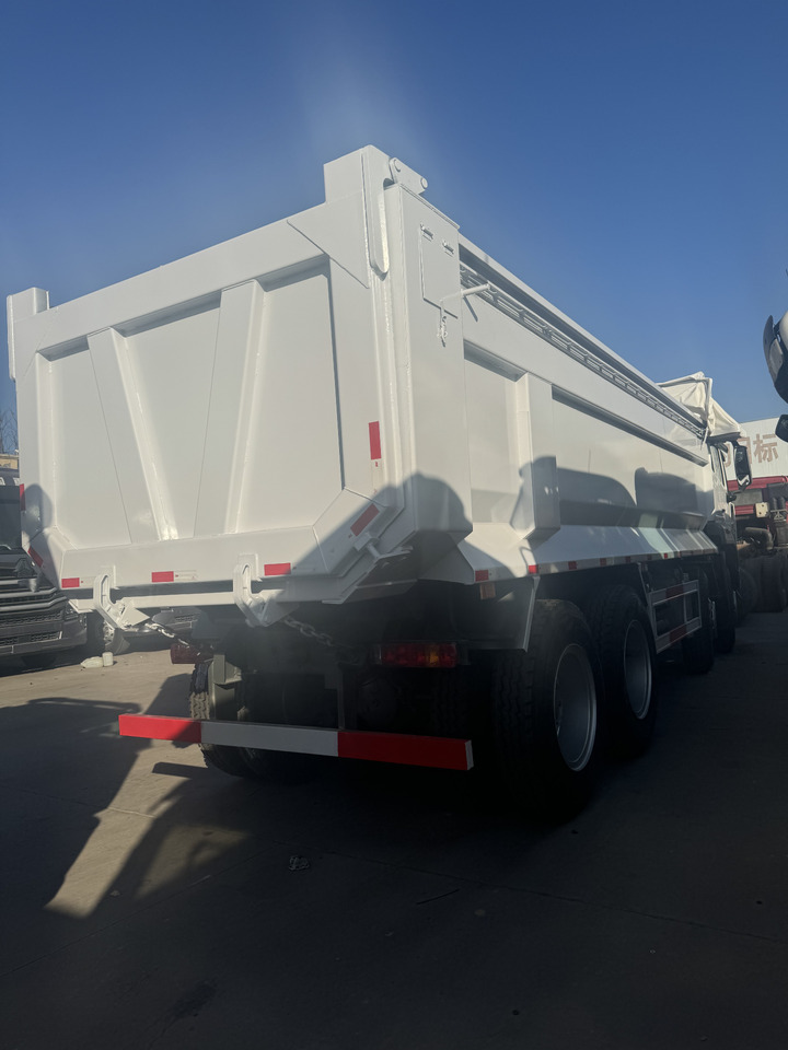 Howo 8x4 - Dumper: picture 5 Howo 8x4 - Dumper: picture 5