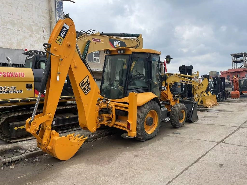 JCB 3 CX - Backhoe loader: picture 1 JCB 3 CX - Backhoe loader: picture 1