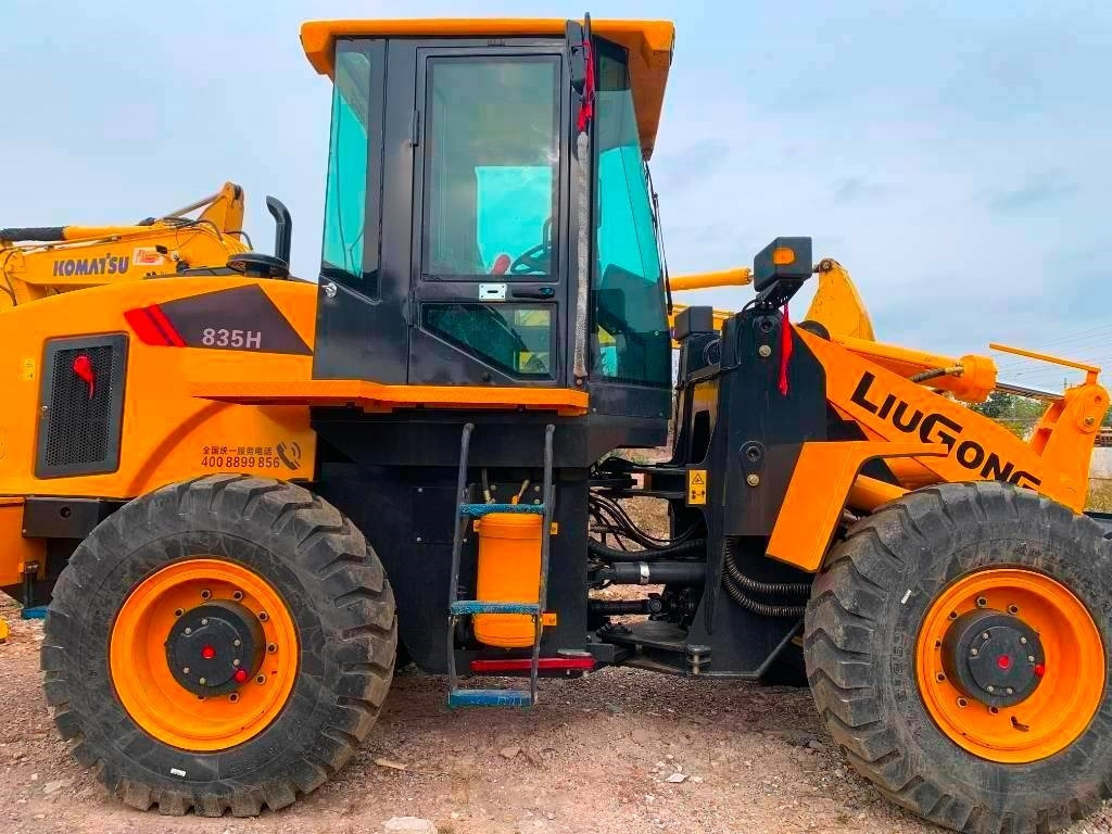 Liugong 835 H - Crawler loader: picture 3 Liugong 835 H - Crawler loader: picture 3