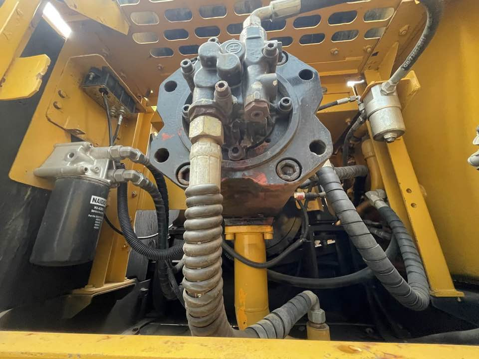 SANY SY305H - Excavator: picture 5 SANY SY305H - Excavator: picture 5