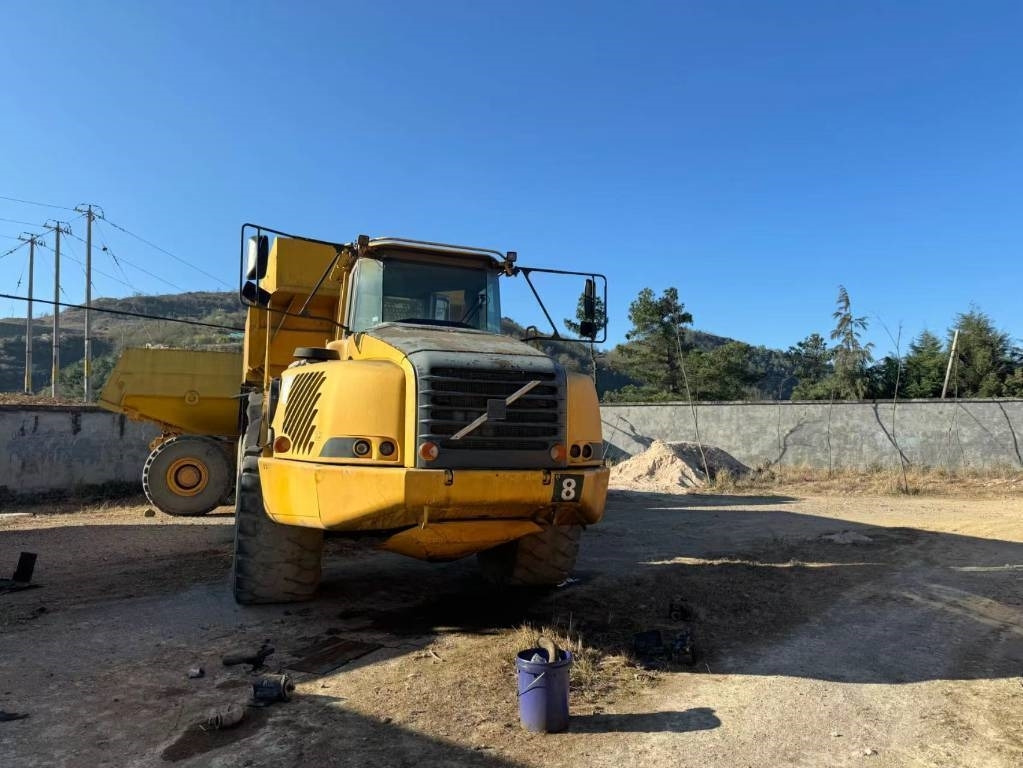 Volvo A 40 D - Articulated dump truck: picture 5 Volvo A 40 D - Articulated dump truck: picture 5