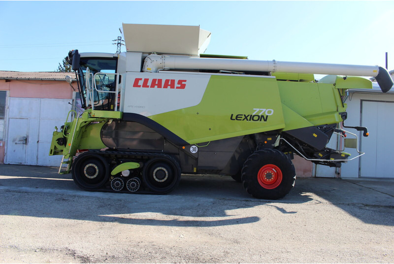 Claas Lexion 770 TT - Combine harvester: picture 4 Claas Lexion 770 TT - Combine harvester: picture 4
