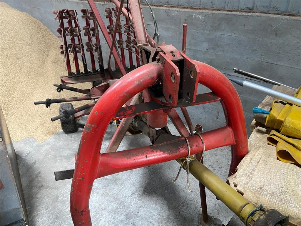 3 METER RIVE - Tedder/ Rake: picture 1 3 METER RIVE - Tedder/ Rake: picture 1