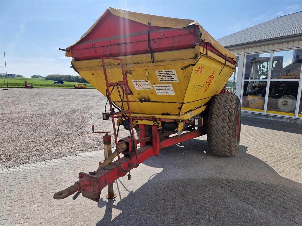 Bredal B6 KUNSTG. SPREDER. - Fertilizer spreader: picture 3 Bredal B6 KUNSTG. SPREDER. - Fertilizer spreader: picture 3