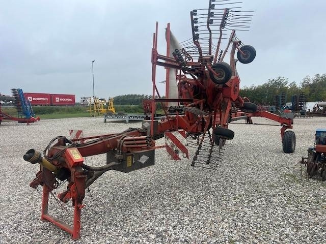 Kuhn GA8020 HYDRAULISK  - Tedder/ Rake: picture 3 Kuhn GA8020 HYDRAULISK  - Tedder/ Rake: picture 3