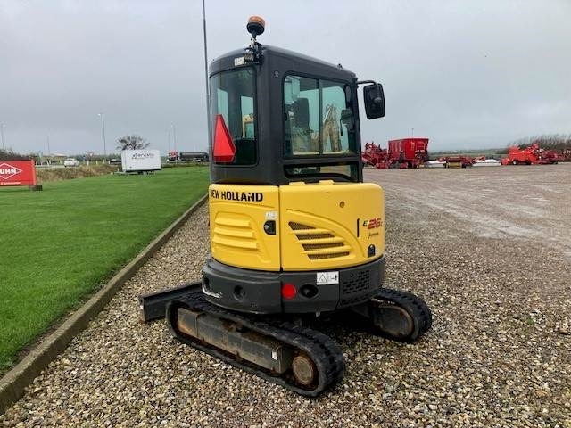 New Holland E26C minigraver - Mini excavator: picture 2 New Holland E26C minigraver - Mini excavator: picture 2