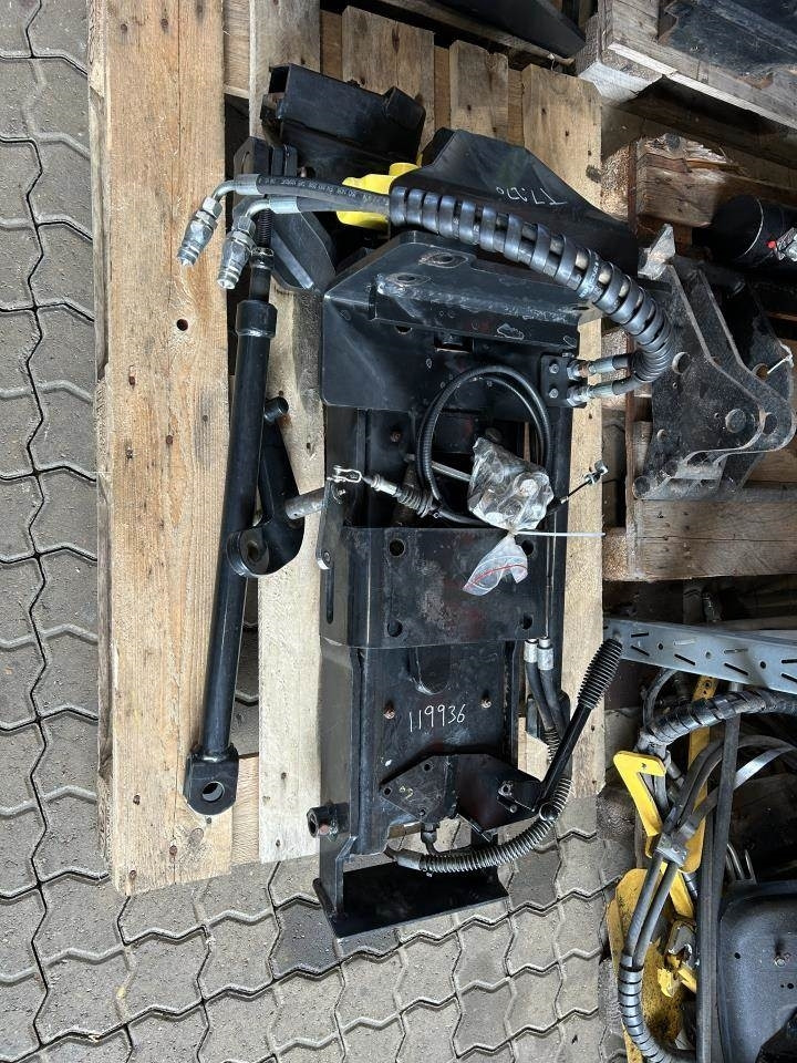 New Holland HYDR. HITCH - Quick coupler for Construction machinery: picture 2 New Holland HYDR. HITCH - Quick coupler for Construction machinery: picture 2