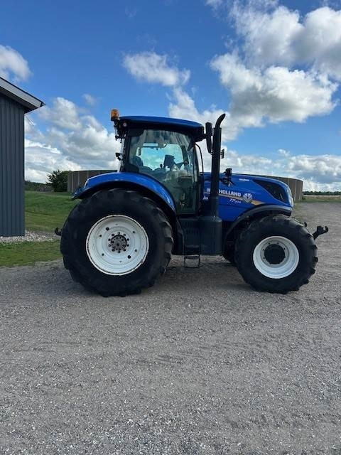 New Holland T7.270 AC MY 18 - Farm tractor: picture 3 New Holland T7.270 AC MY 18 - Farm tractor: picture 3