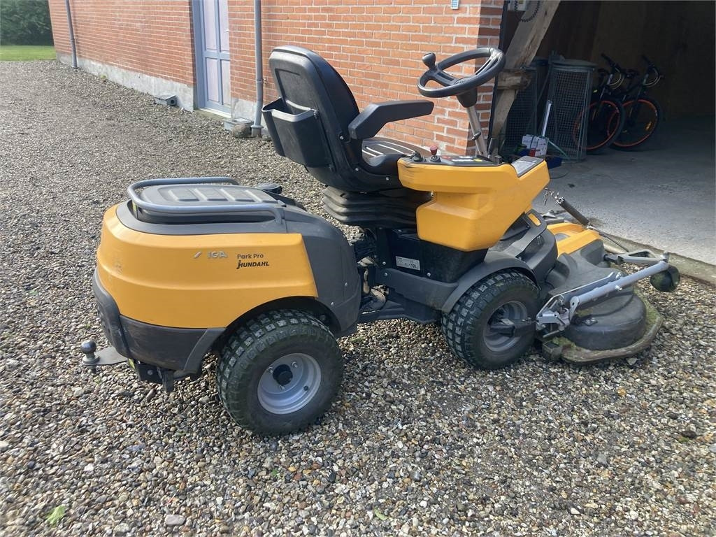 Stiga PARK PRO 900 WX - Lawn mower: picture 1 Stiga PARK PRO 900 WX - Lawn mower: picture 1