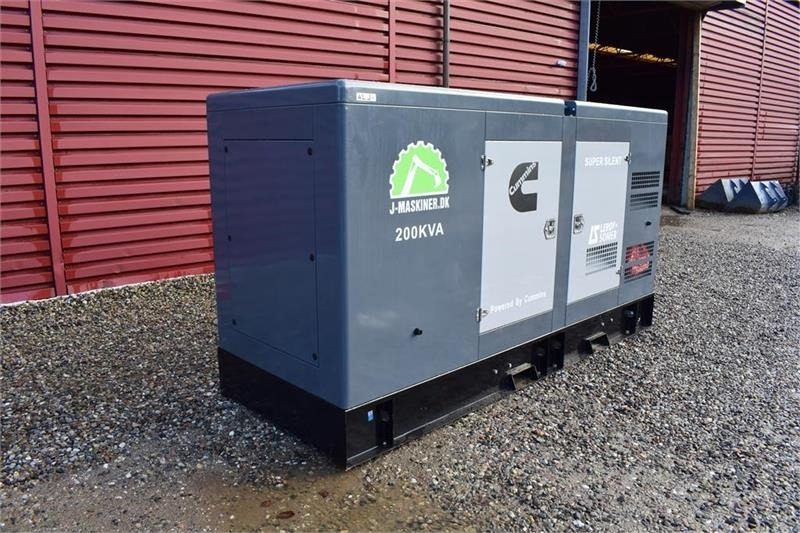 Cummins 200 KvA - Generator set: picture 2 Cummins 200 KvA - Generator set: picture 2