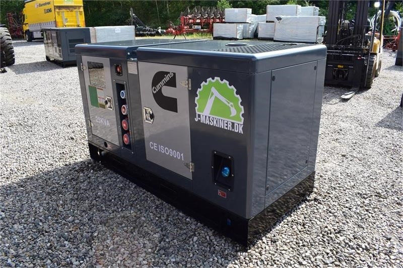 - - - Cummins 25kva - Generator set: picture 4 - - - Cummins 25kva - Generator set: picture 4