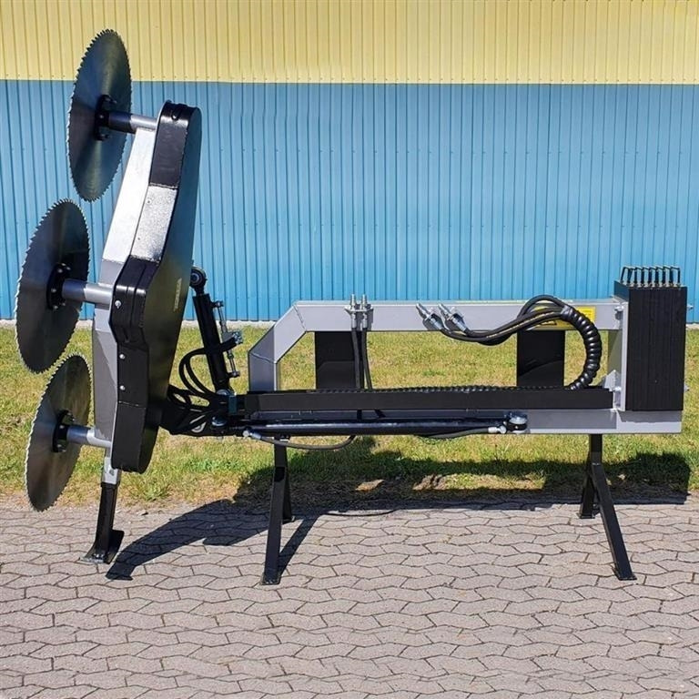 Dk-Tec - Flail mower/ Mulcher: picture 1 Dk-Tec - Flail mower/ Mulcher: picture 1