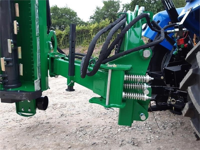 Dk-Tec slagleklipper 240 svær model - Verge mower: picture 3 Dk-Tec slagleklipper 240 svær model - Verge mower: picture 3