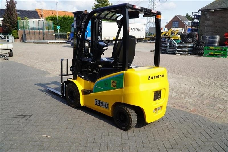 Eurotrac EL TRUCK  - Electric forklift: picture 2 Eurotrac EL TRUCK  - Electric forklift: picture 2