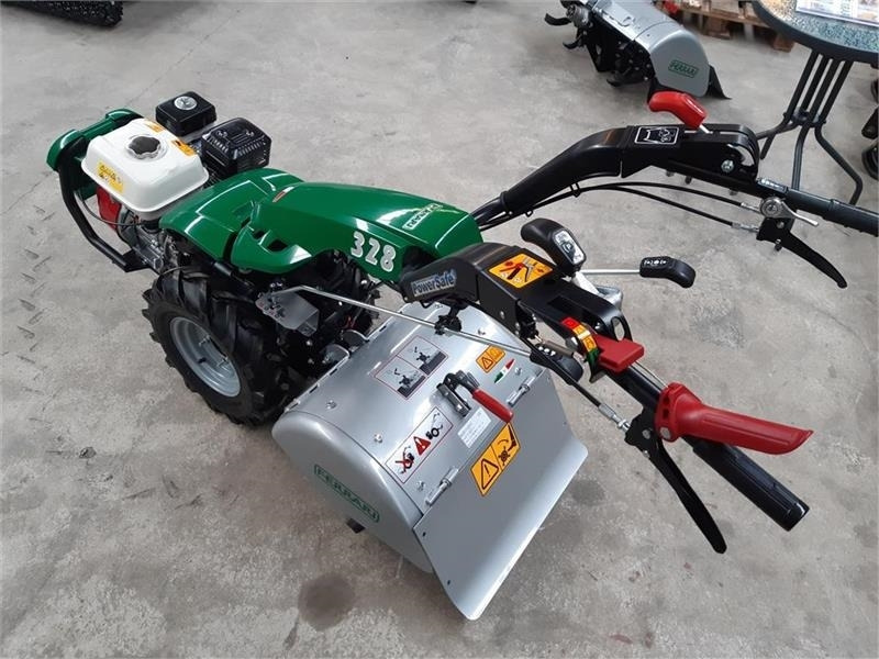 Municipal tractor Ferrari 328: picture 7 Municipal tractor Ferrari 328: picture 7