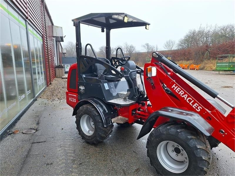 Heracles H220 - Compact loader: picture 3 Heracles H220 - Compact loader: picture 3