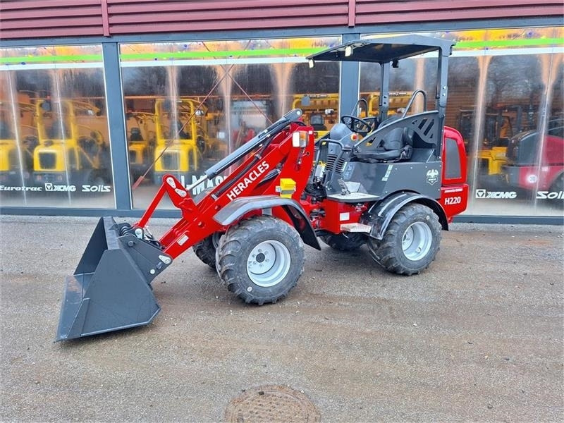 Heracles H220 - Compact loader: picture 1 Heracles H220 - Compact loader: picture 1