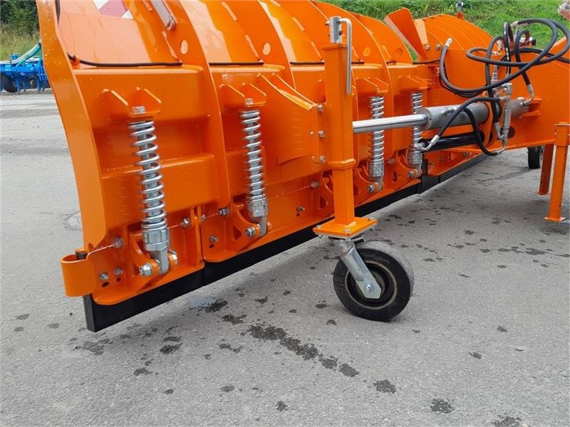 Snow plough for Agricultural machinery Inter-Tech 4 METERS V PLOV: picture 6