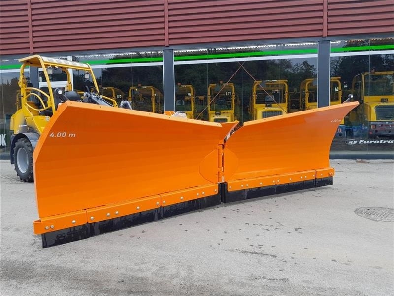 Inter-Tech 4 METERS V PLOV - Snow plough for Agricultural machinery: picture 1 Inter-Tech 4 METERS V PLOV - Snow plough for Agricultural machinery: picture 1