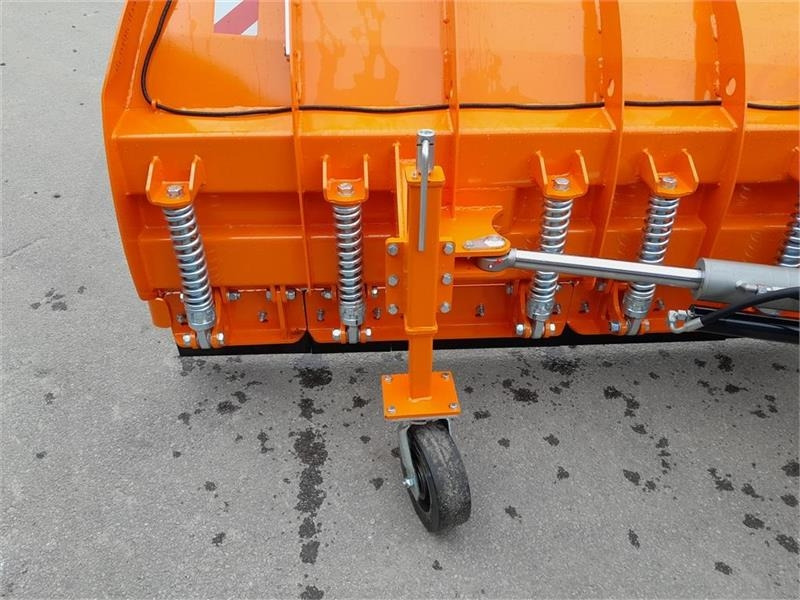 Snow plough for Agricultural machinery Inter-Tech 4 METERS V PLOV: picture 8