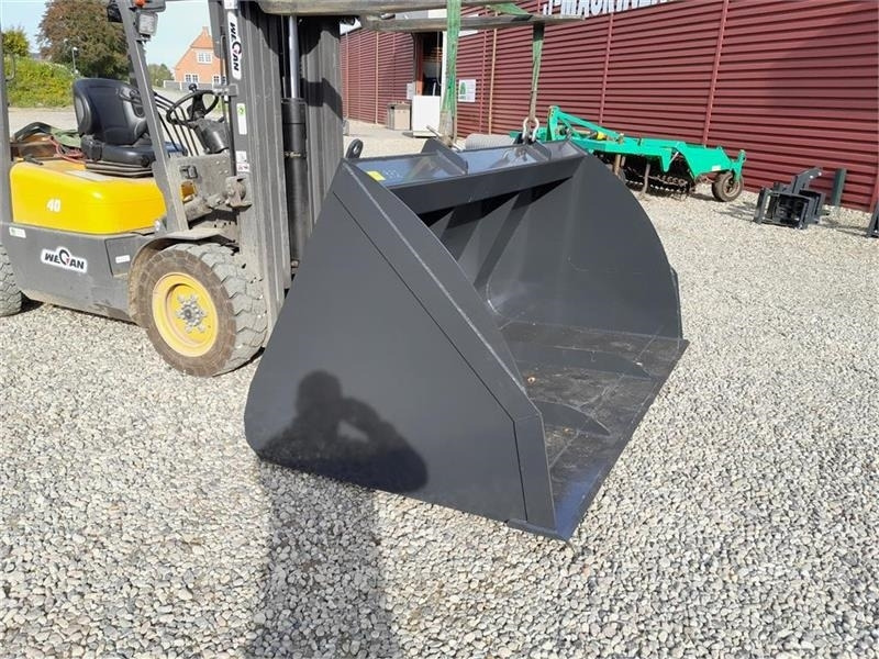 - - - Inter Tech - Bucket for Construction machinery: picture 2 - - - Inter Tech - Bucket for Construction machinery: picture 2