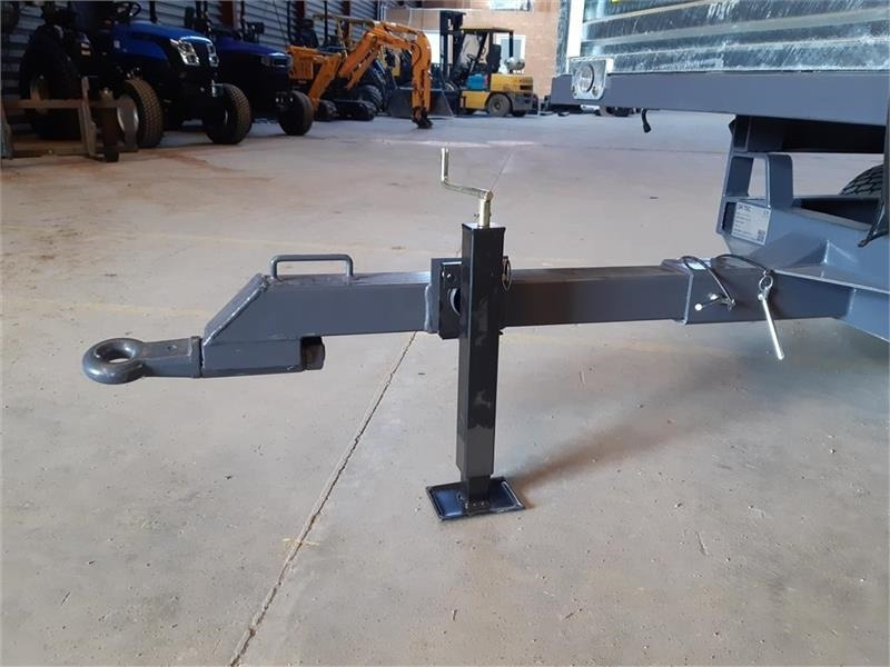 Dk-Tec 2 tons - Municipal/ Special vehicle: picture 5 Dk-Tec 2 tons - Municipal/ Special vehicle: picture 5