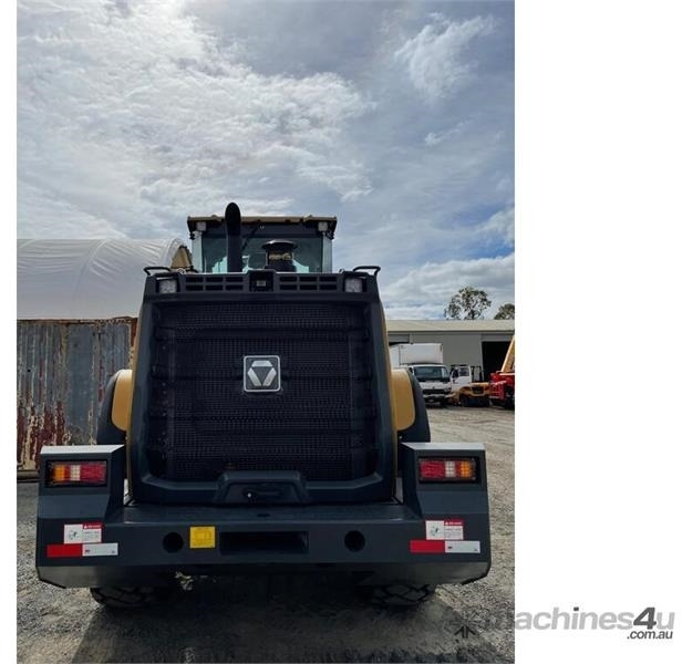 - - - XCMG 948 - Wheel loader: picture 4 - - - XCMG 948 - Wheel loader: picture 4