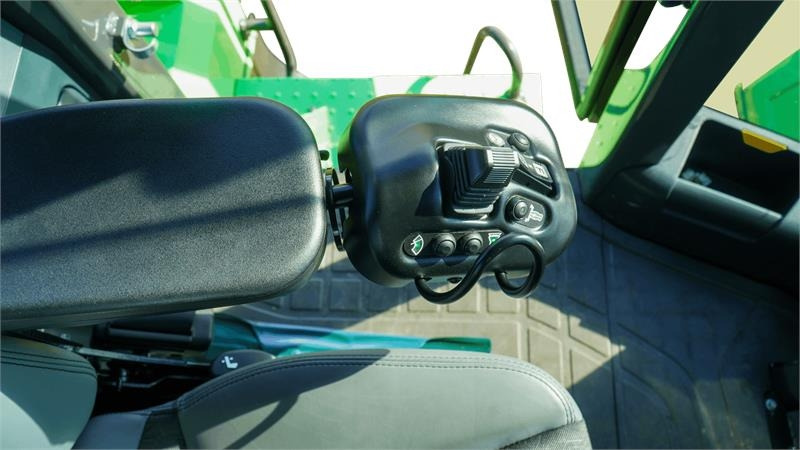 XCMG XC968-EV ELEKTRISK - Wheel loader: picture 2 XCMG XC968-EV ELEKTRISK - Wheel loader: picture 2