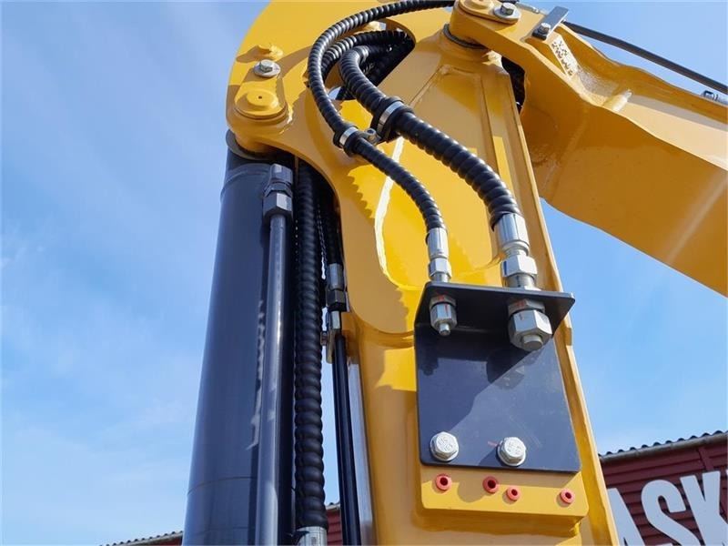 Mini excavator XCMG Xe27e: picture 8 Mini excavator XCMG Xe27e: picture 8