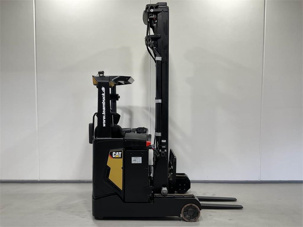 CAT NR16N2H - Reach truck: picture 1 CAT NR16N2H - Reach truck: picture 1