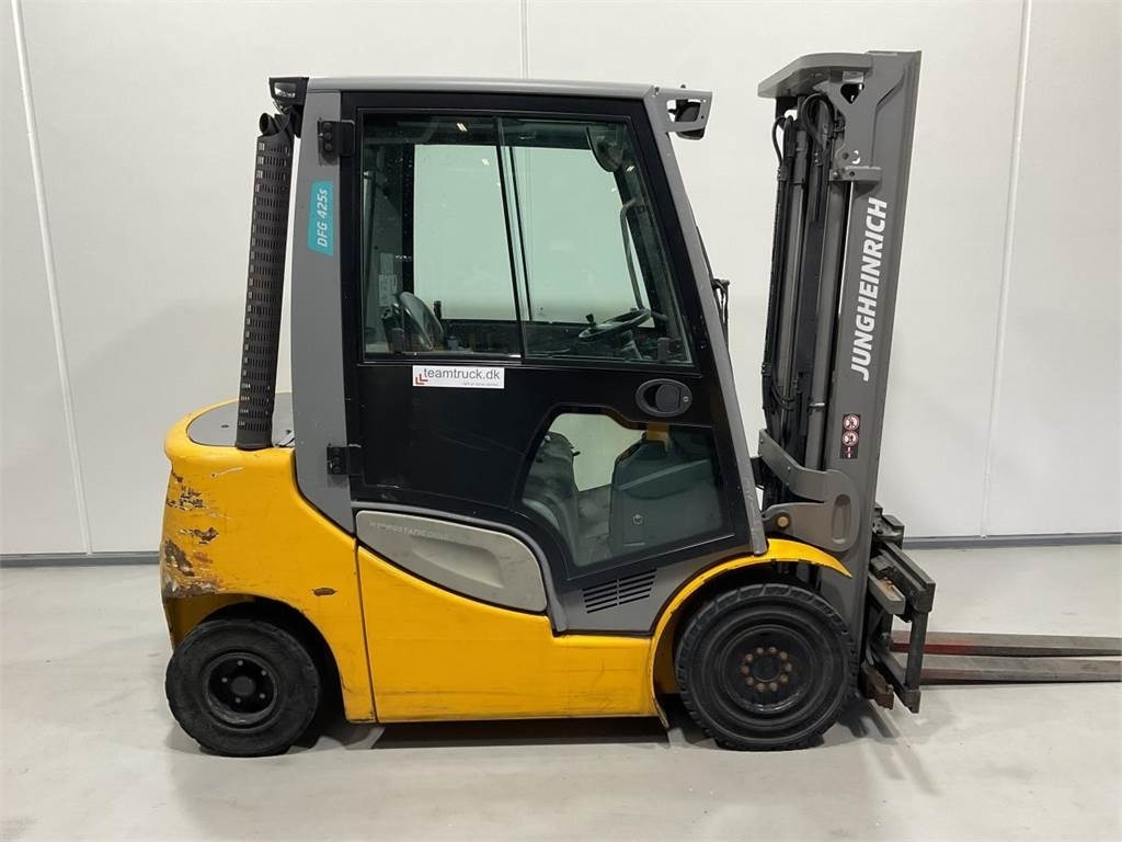 Jungheinrich DFG 425S - Diesel forklift: picture 1 Jungheinrich DFG 425S - Diesel forklift: picture 1