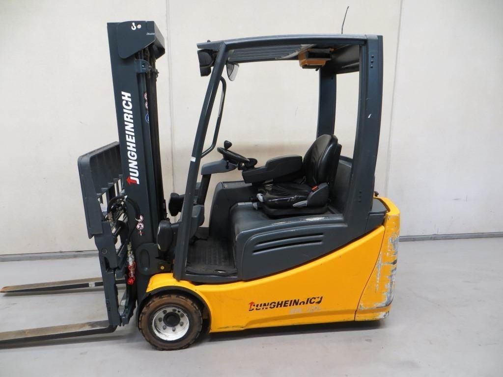 Jungheinrich EFG 220 - Electric forklift: picture 2 Jungheinrich EFG 220 - Electric forklift: picture 2