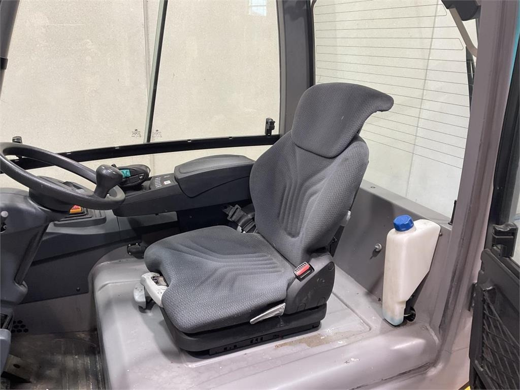 Jungheinrich EFG 425K - Electric forklift: picture 5 Jungheinrich EFG 425K - Electric forklift: picture 5