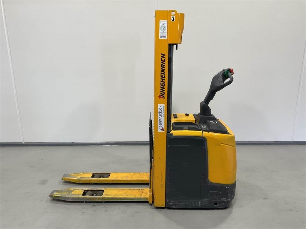 Jungheinrich ERC 214 - Stacker: picture 3 Jungheinrich ERC 214 - Stacker: picture 3