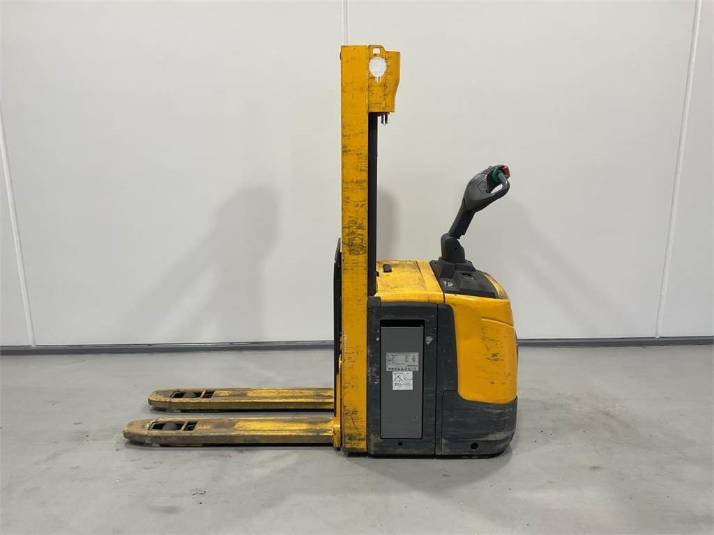 Jungheinrich ERC 214Z - Stacker: picture 3 Jungheinrich ERC 214Z - Stacker: picture 3