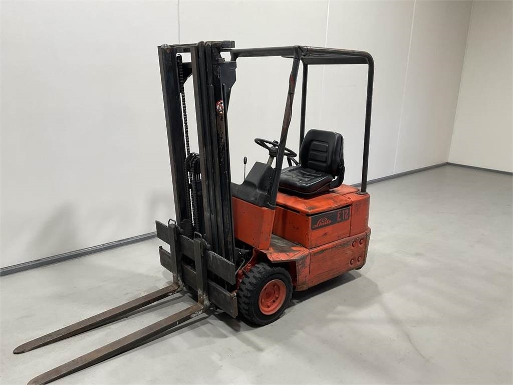 Linde E12 - Electric forklift: picture 4 Linde E12 - Electric forklift: picture 4