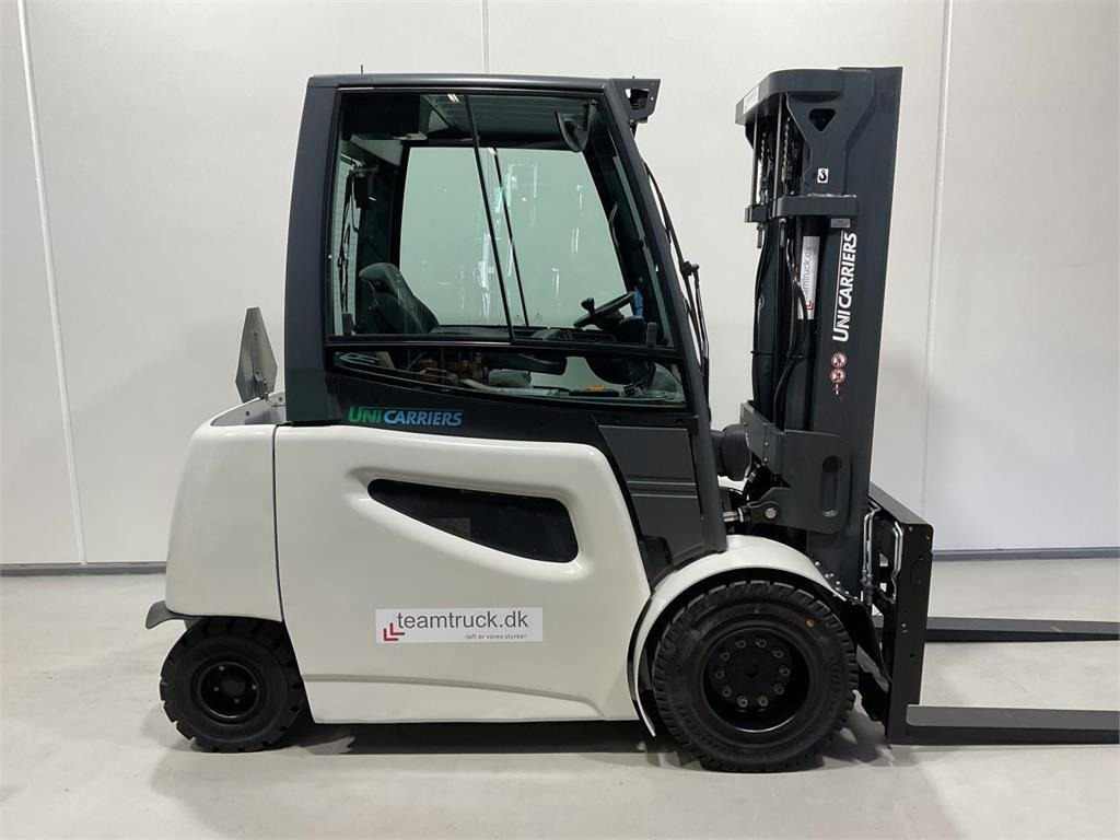 UniCarriers EP45C 2 - Electric forklift: picture 1 UniCarriers EP45C 2 - Electric forklift: picture 1