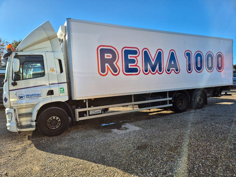 DAF CF 330 // 2 compartments / Cold/freeze - Refrigerated truck: picture 3 DAF CF 330 // 2 compartments / Cold/freeze - Refrigerated truck: picture 3