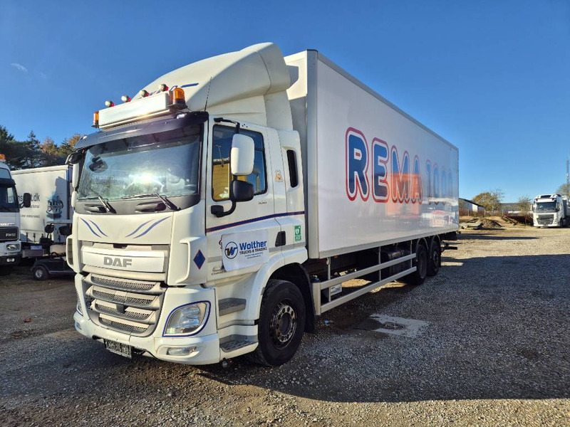 DAF CF 330 // 2 compartments /Cool/freeze - Refrigerated truck: picture 1 DAF CF 330 // 2 compartments /Cool/freeze - Refrigerated truck: picture 1