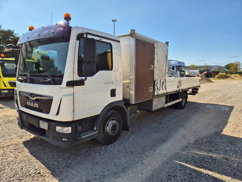 MAN TGL 12.250 4x2 - Dropside/ Flatbed truck: picture 1 MAN TGL 12.250 4x2 - Dropside/ Flatbed truck: picture 1