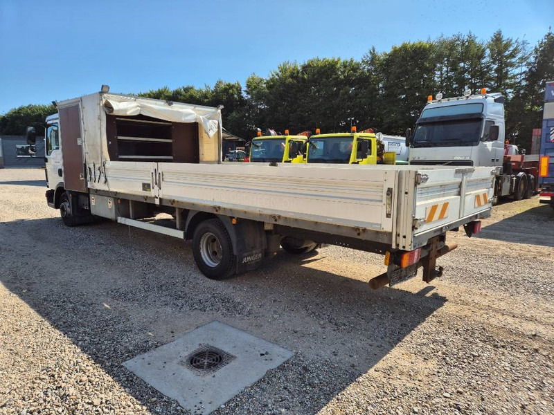 MAN TGL 12.250 4x2 - Dropside/ Flatbed truck: picture 3 MAN TGL 12.250 4x2 - Dropside/ Flatbed truck: picture 3