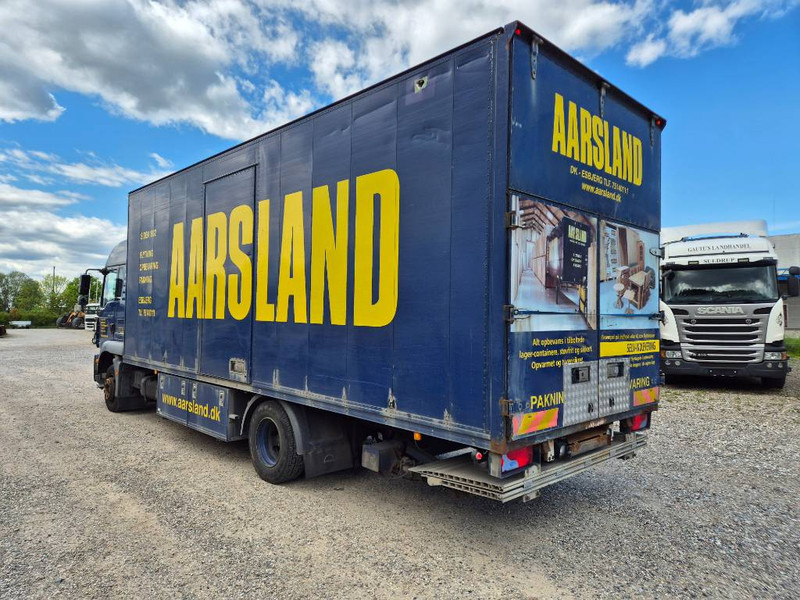 MAN TGM 12.280 // Lift // Sideopening - Box truck: picture 4 MAN TGM 12.280 // Lift // Sideopening - Box truck: picture 4
