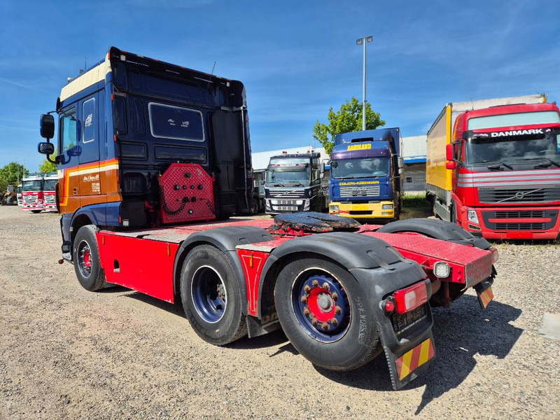 DAF XF 530 // Hydraulic // special interior - Tractor unit: picture 3 DAF XF 530 // Hydraulic // special interior - Tractor unit: picture 3
