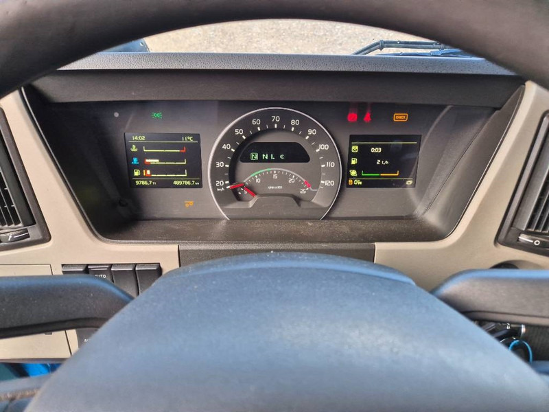 Crane truck Volvo FM 500 8x4/4 // HIAB 244 EP-5 HIPRO // 3 way tip: picture 20 Crane truck Volvo FM 500 8x4/4 // HIAB 244 EP-5 HIPRO // 3 way tip: picture 20