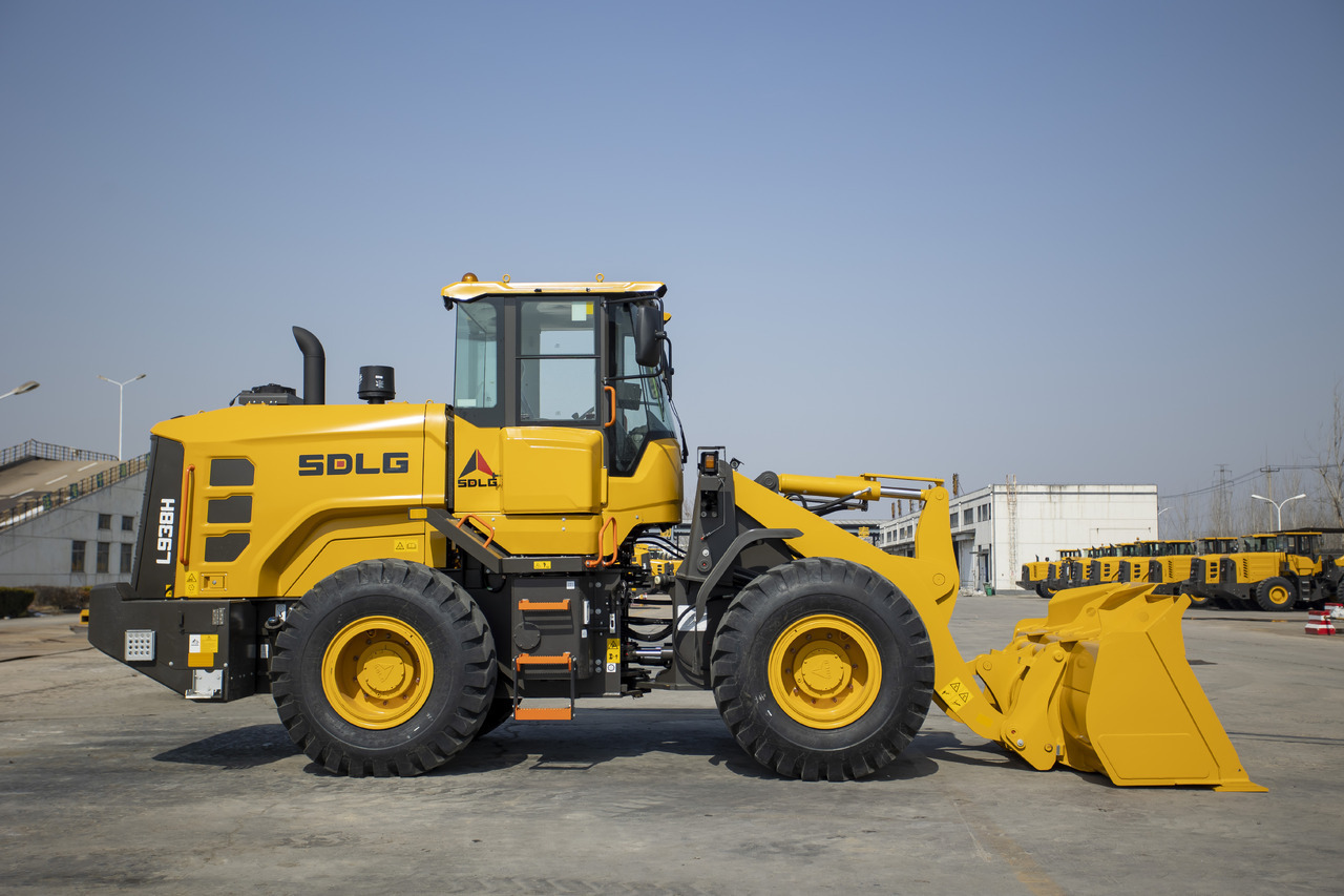 SDLG L938H - Wheel loader: picture 3 SDLG L938H - Wheel loader: picture 3