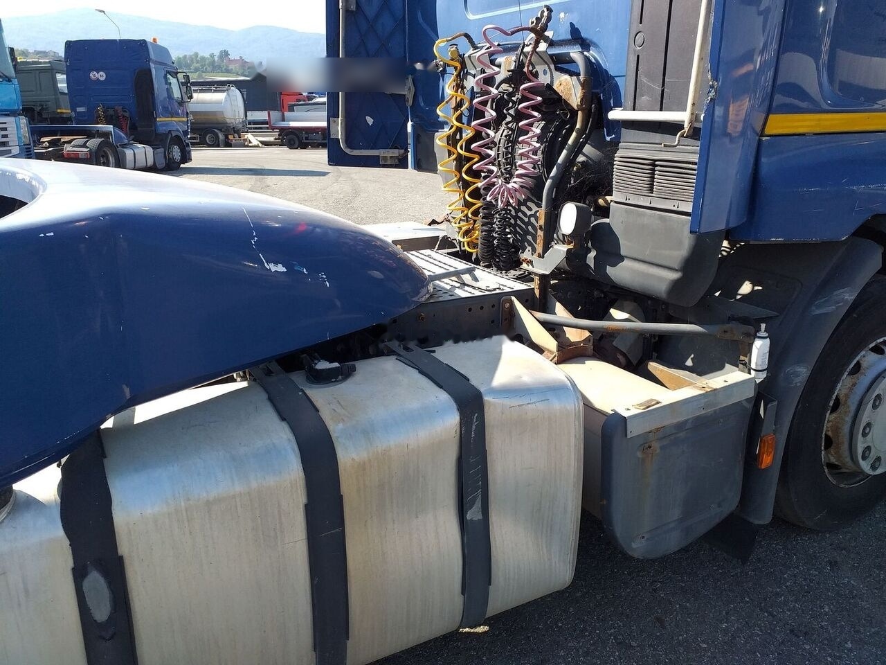 Renault PREMIUM 440 DXI - Tractor unit: picture 3 Renault PREMIUM 440 DXI - Tractor unit: picture 3