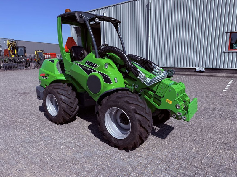 Avant 860i TDL + 1900kg 3.5 mtr 30km/h - Wheel loader: picture 3 Avant 860i TDL + 1900kg 3.5 mtr 30km/h - Wheel loader: picture 3