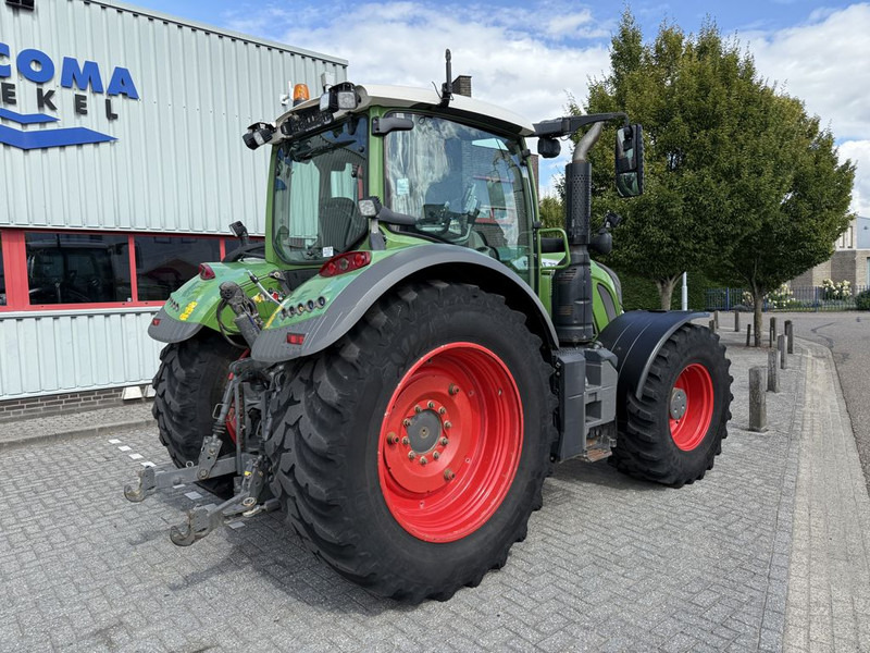 Fendt 724 S4 Profiplus - Farm tractor: picture 3 Fendt 724 S4 Profiplus - Farm tractor: picture 3