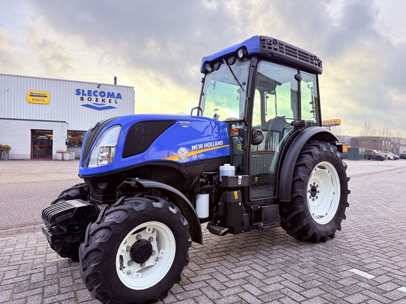 New Holland T4.100N BlueCab4 Supersteer - Farm tractor: picture 2 New Holland T4.100N BlueCab4 Supersteer - Farm tractor: picture 2