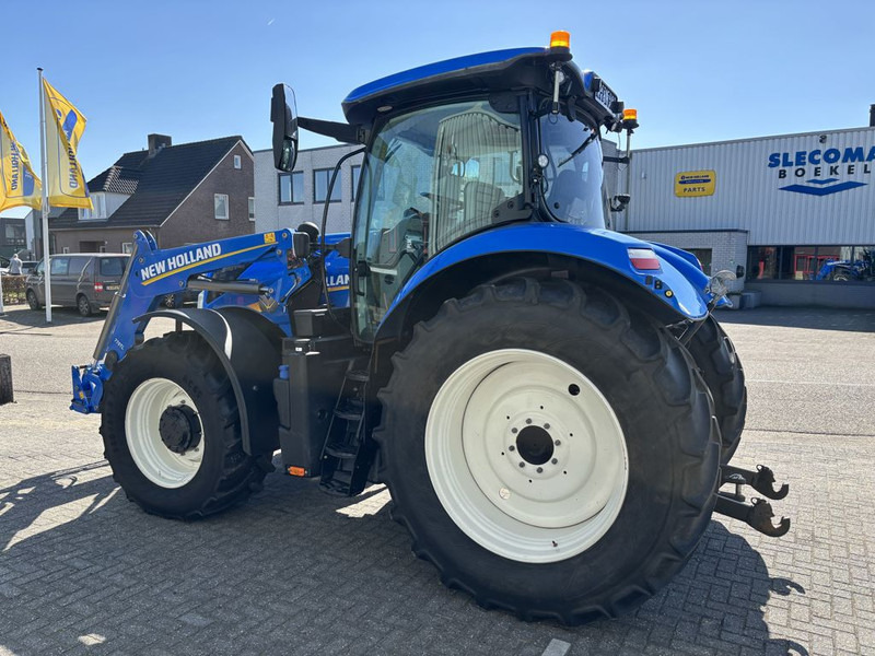 New Holland T7.210 AC Stage V + TL770 Voorlader - Farm tractor: picture 3 New Holland T7.210 AC Stage V + TL770 Voorlader - Farm tractor: picture 3